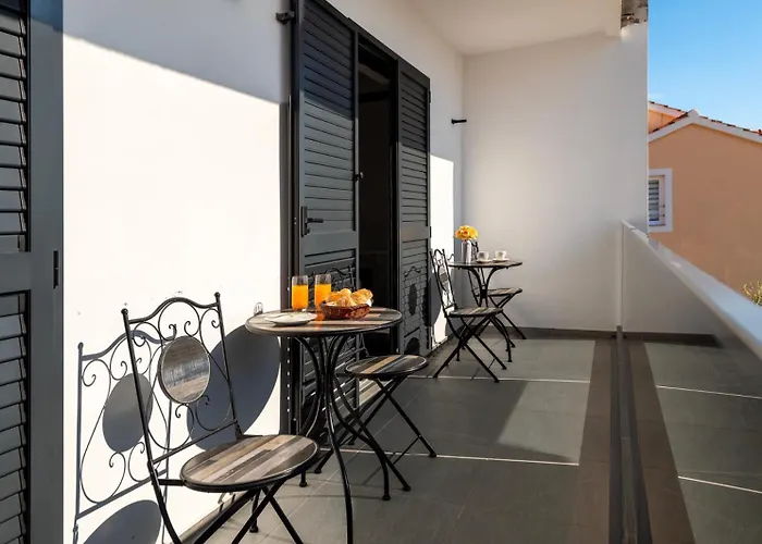 Luxury Apartments Brodarica Beach With Balcony Seaview
